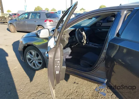 2020 Honda Accord Lx z USA, uszkodzony, nr VIN 1HGCV1F18LA100111